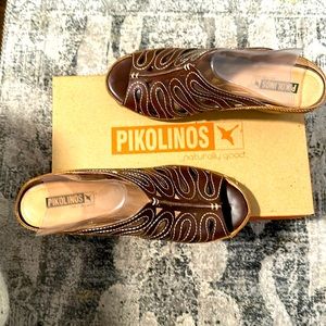 Pikolinos capri cacao wedges